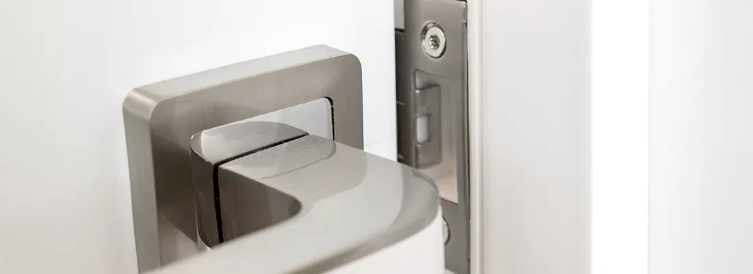 Seamless Integration of Magnetic Locks with Access Control Systems in Myrtle Grove, FL